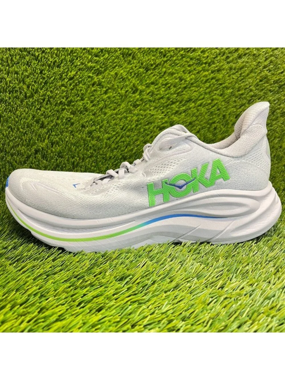 Hoka One One Clifton 10 Mens Size 10.5 Ash Gray Athletic Running Shoes Sneakers